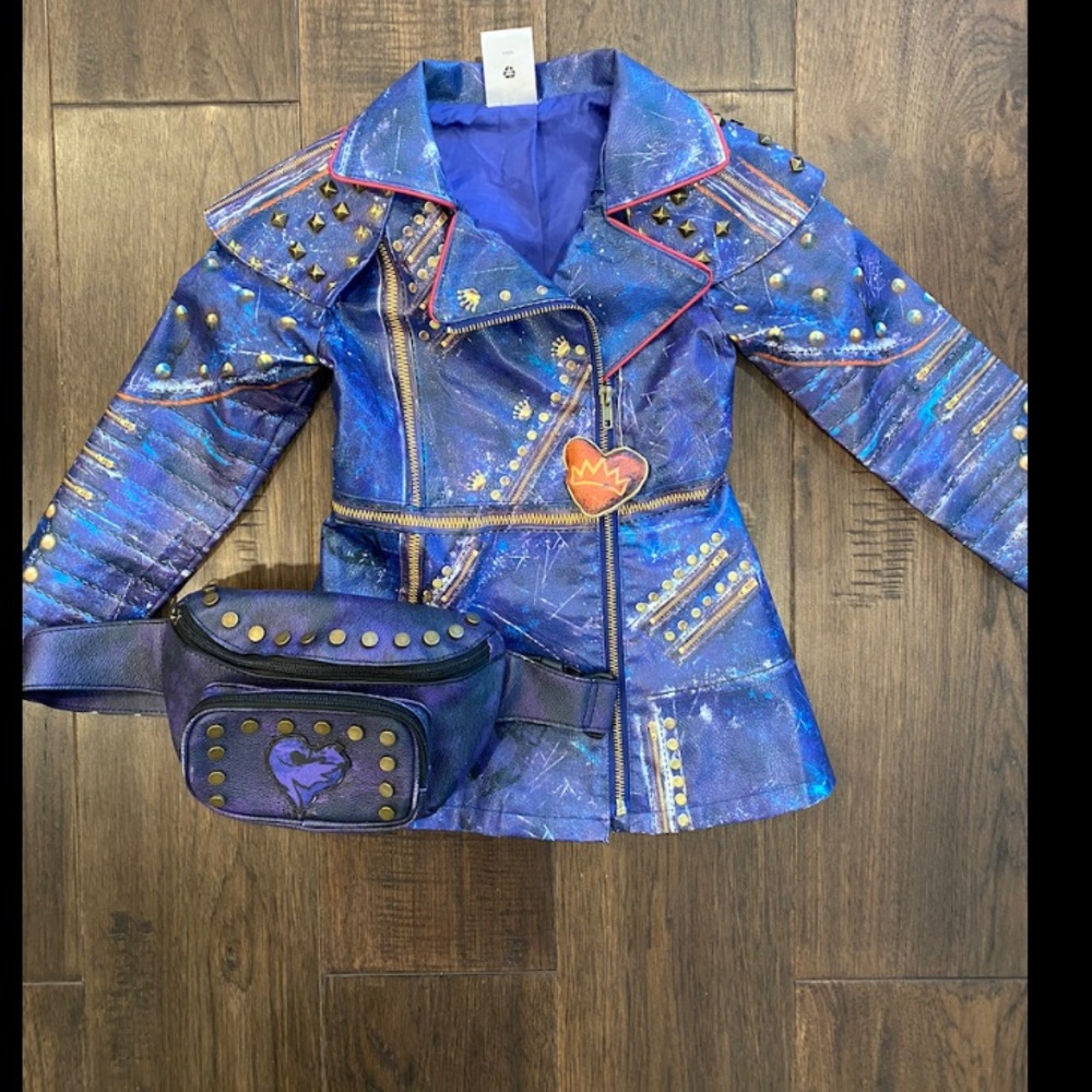 Disney Descendants Evie Coat/Costume Belt Bag Bundle
